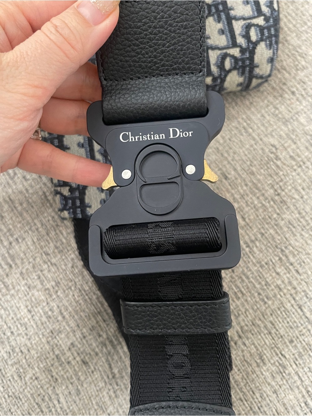 Dior Oblique Saddle Belt Bag - Picture 10 of 14
